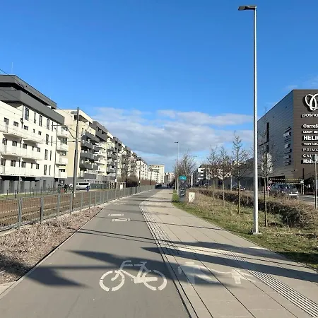 Апартаменти Modern 3 Bedroom Posnania, Sowia 1st, Malta Познань