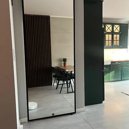 Modern 3 Bedroom Posnania, Sowia 1st, Malta * Poznan
