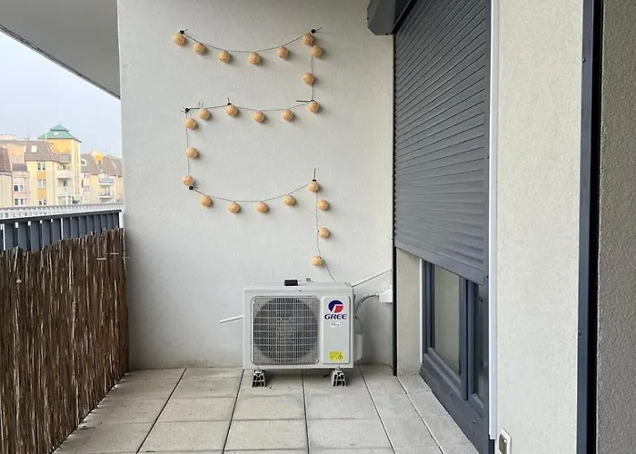 Modern 3 Bedroom Posnania, Sowia 1st, Malta Apartamento *